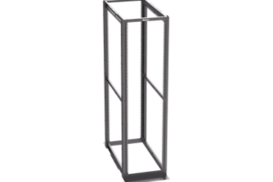 Rack de Cuatro Postes Estándar de 19", Rieles Con Orificio Para Tuerca Enjaulada, Profundidad Máxima de 41.5 in, 45 Unidades de Rack, Color Negro