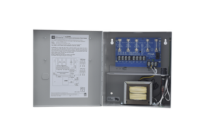 Fuente de poder ALTRONIX de 24 Vca @ 3.5 Amper o 28 Vca @ 3.0 Amper, para 4 cámaras, Con voltaje de entrada de 115 Vca, Con capacidad de batería de respaldo, Requiere batería