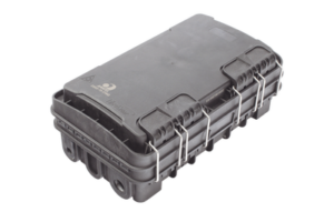 Caja de Distribución de Fibra Óptica para 24 Empalmes, con 8 acopladores SC/APC simplex, Exterior IP65, Color Negro