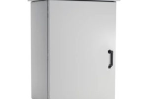 Gabinete Para Exterior OSP ComLine, Protección NEMA 4/12/4X/3/3R; IP66, 600 mm de Ancho, 500 mm de Profundidad, 18 UR, De Aluminio, Color Gris Claro