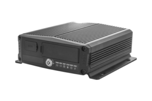 DVR Móvil / Multiplataforma / 4 Canales AHD + 2 canales IP/ Almacenamiento en Memoria Micro SD / H.265 / Chip IA Embebido / Soporta 4G / GPS