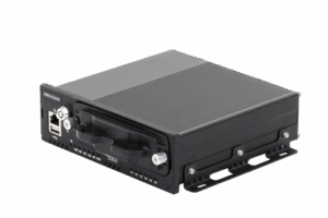 NVR Móvil de 8 Canales de 2 Megapixel / 4 Puertos PoE / 2 Bahías de Disco Duro / Incluye Modulo GPS / conector RJ45