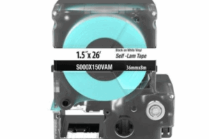 Casete de Etiquetas Autolaminadas de Cinta Continua, de 26 (1 in) mm de Ancho, 7.9 m de Largo, Para Cables Cat. 5e/6, Color Blanco