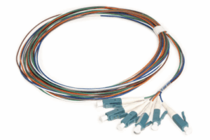 Kit de 6 Pigtails con Conector LC, Multimodo 50/125 OM4, 900um, de 1 Metro