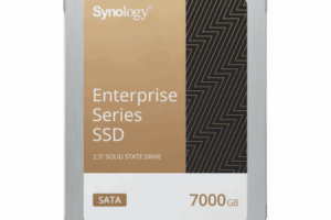SSD SATA de 2,5" Serie Enterprise | 7000 GB | Alto Rendimiento Estable | Resistencia Empresarial | Protección de Datos Integral | Análisis de Vida Útil | Compatibilidad con Synology DSM | Garantía de 5 Años.