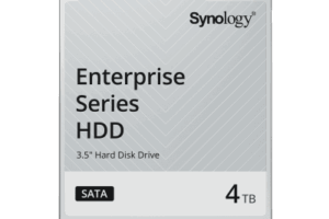 Disco Duro SATA de 3,5" Serie Plus / Capacidad 4TB / Interfaz SATA 6 GB/s / Tecnología CMR / MTBF de 1,2 Millón de Horas / Carga de Trabajo de 180 TB/año / Compatible con Synology DSM