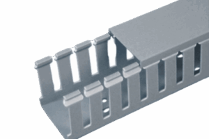 Canaleta Ranurada de PVC con Tapa, Tipo F, 32 mm de Ancho, 101.6 mm de Alto y 2 m de Largo, Color Gris