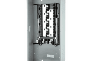 Centro de carga trifásico 3 Fases, 4 Hilos para interruptores QP, de 24 polos - 42 circuitos, 120/240vca, Barras de aluminio 200 Amp, Nema 1, uso interior. Incluye tapa.