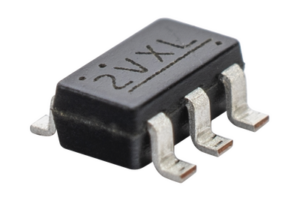 Regulador de Voltaje IC220 / 3 V DC / Para IC-M25 / Estabilización de Tensión / Protección contra Sobretensiones