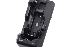 Cargador vehicular para batería BP-300 P / ICSAT100