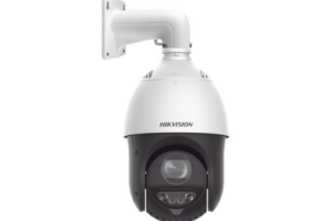 Domo PTZ IP 4 Megapixel / 25X Zoom / 100 mts IR / Exterior IP66 / DARKFIGHTER / ACUSENSE (Evita Falsas Alarmas) / Detección Facial / WDR 120 dB / Entrada y Salida de Audio y Alarmas / HLC / EIS / PoE+ / Micro SD