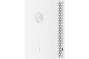 Punto de Acceso Empresarial Wi-Fi 6 / Con diseño para Pared / 3 Puertos Gigabit (1 con Salida PoE) / Doble banda en ( 2.4 y 5 GHz) / Hasta 2.5 Gbps / Gestión desde la Nube / Alimentación PoE af