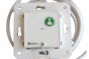 Módulo Asistencial de Empotrar IP67 / Material ABS Antimicrobiano / Botón Cancelación / Indicador Luminoso de Alarma y Presencia / RS485 / Compatible Cajas Europeas y Americanas