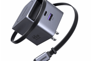 Cargador Rápido UGREEN 45W GaN / Cable Retráctil 0.7m / 3 Puertos USB-C + USB-A / Tecnología GaNInfinity 95% Eficiencia / 8 Capas Protección / Carga Simultánea 3 Dispositivos / Compacto para Viajes