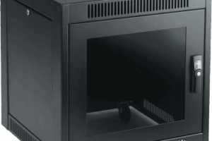 Gabinete SOHO para Oficinas Pequeñas y Home Office, 700 x 600 x 900 mm, Acero Negro, 11U, Ruedas, Sistema de Enfriamiento Pasivo, Puertas con Cerradura, Paneles Laterales Extraíbles