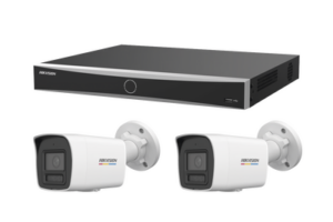 [ KIT ACUSEEK 2 CAM + 1 NVR ] / NVR 12 Megapixel / 8 Canales IP / 8 Puertos PoE / Cámara 4 MP / Tipo Bullet / Luz Dual 30 mts IR + 30 mts Luz blanca / Microfono Integrado / Exterior IP67 / WDR