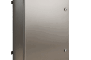 Gabinete de Acero Inoxidable IP66 Uso en Intemperie (600 x 600 x 250 mm) con Placa Interna Galvanizada.