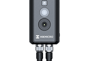 (HIKMICRO) Cubo IP Bi-Espectral / Térmica (256 X 192 / 3.6 mm) + Óptica (4 MP / 1.4 mm) / Rango: -20°C a 550°C / ±2°C Margen / PoE / IP67 / Ideal para Sites o Lugares Pequeños