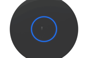 U7 Pro XG Wi-Fi 7 Tri-Banda para Interiores con Soporte 6 GHz, Cobertura de hasta 140 m², Capacidad para Hasta 300 Usuarios y Puerto Multi-Gig 10/5/2.5/1 GbE