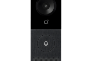 Videoportero IP / Detección de Paquetes / Escaneo QR / 5MP Cámara Principal + 2MP Auxiliar / Llamada a APP / Compatible Con Monitores Akuvox / Compatible SIP y ONVIF / POE / IP66 / IK08