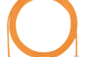 Cable de Parcheo UTP / Cat6A / 500 MHz / 28 AWG / Diámetro Reducido 4.7 mm / CM/LSZH / PoE 802.3bt / 0.3 m (1 ft)