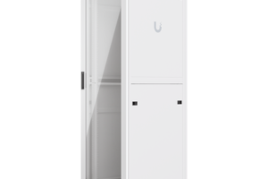 Gabinete Rack de Piso / 42U / 600 x 800 mm (23.6 x 31.5') / Capacidad 800 kg (1,763.7 lb) / Puerta Vidrio Templado / Ventiladores Integrados