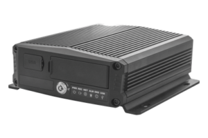 DVR Móvil / 6 Canales / 4 AHD + 2 IP / H.265 / IA Embebida ADAS+DSM / 4G-GPS-Wi-Fi / Almacenamiento 3 TB / SD 1 TB + SSD M.2 2 TB