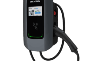 Estación de Carga para Vehículos Eléctricos / 32 A / 7 kW / Conector GB/T 20234.2-2015 / 230 V Monofásico / Pantalla LCD 4.3 in (10.9 cm) / Cable 5 m (16.4 ft) / Plug and Play y RFID / Protección IP65