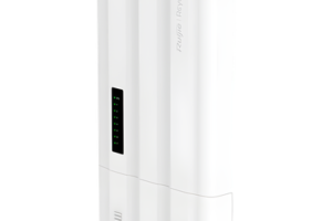 Switch PoE para Exteriores / 7 Puertos Gigabit / 5 RJ45 + 2 SFP / PoE+ 60W / ERPS / IP65 / -30°C a 65°C / Gestión Cloud / Capa 2 / Fanless