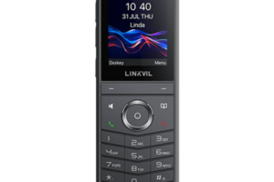 Teléfono IP Wi-Fi Portátil / Pantalla Color 2.4" 240x320 / Wi-Fi 6 Dual-Banda / Bluetooth 5.0 / Batería 3000mAh 13h Talk / Video H.264 4CIF / Resistencia Caídas 1.8 m (5.9 ft) / Conferencia 6 Vías / USB Type-C